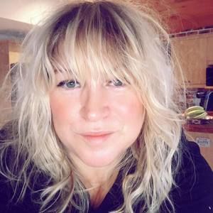 Meet your Posher, Rea-ann